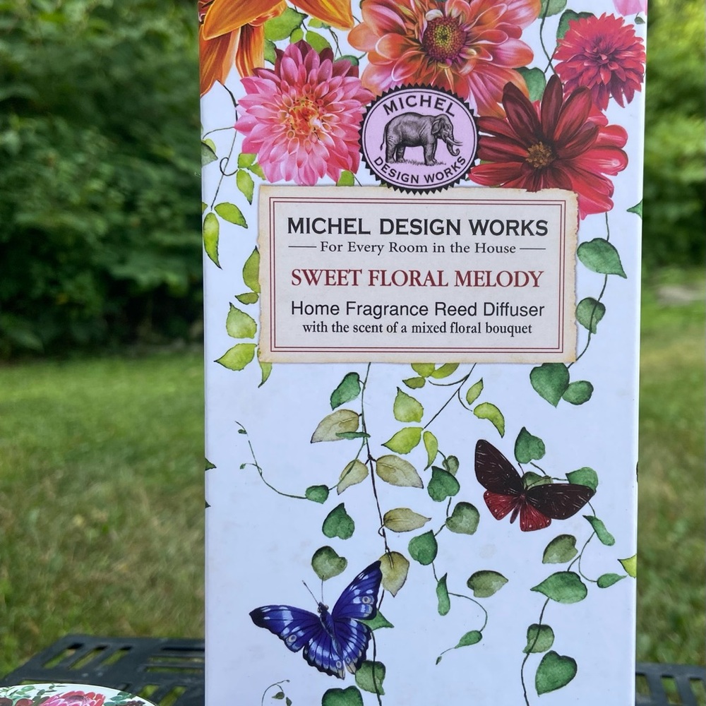 The Michel Design Works Sweet Floral Reed Diffuser &Candle, brand new in box